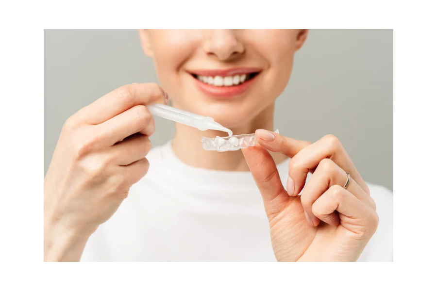 Dental Genie: Dental Bleach Trays Professional Kit